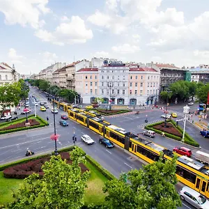 Avenue Budapest